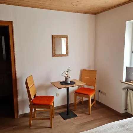 Gaestehaus Lehr 3*