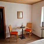 Gaestehaus Lehr 3*