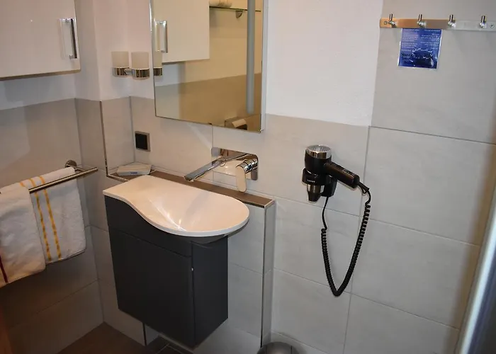 Gaestehaus Lehr 3* קינדינג